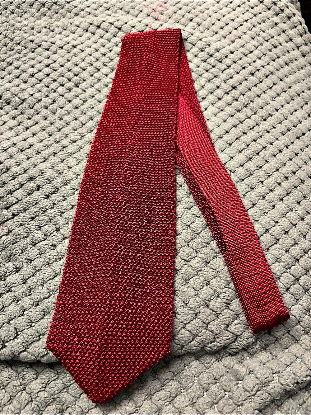 Donna Karan Textured Knit Tie Red Black Silk
